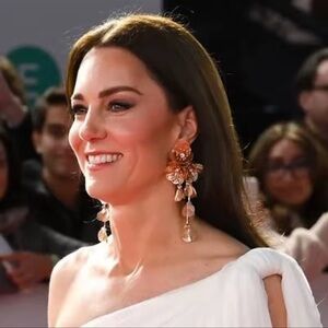 Zara Kate Middleton Famous Cascading Floral Earrings